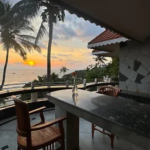  Homestay Kovalam Gymkhana Thayil Kadaloram