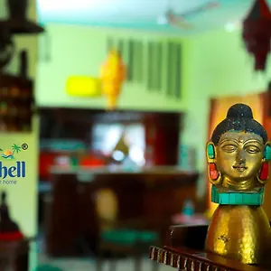  Homestay Nutshell-airport Retreat By The Sea